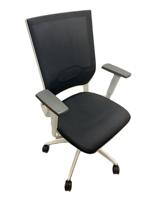 Used White SEDUS Quarterback Ergonomic Mesh Office Chair